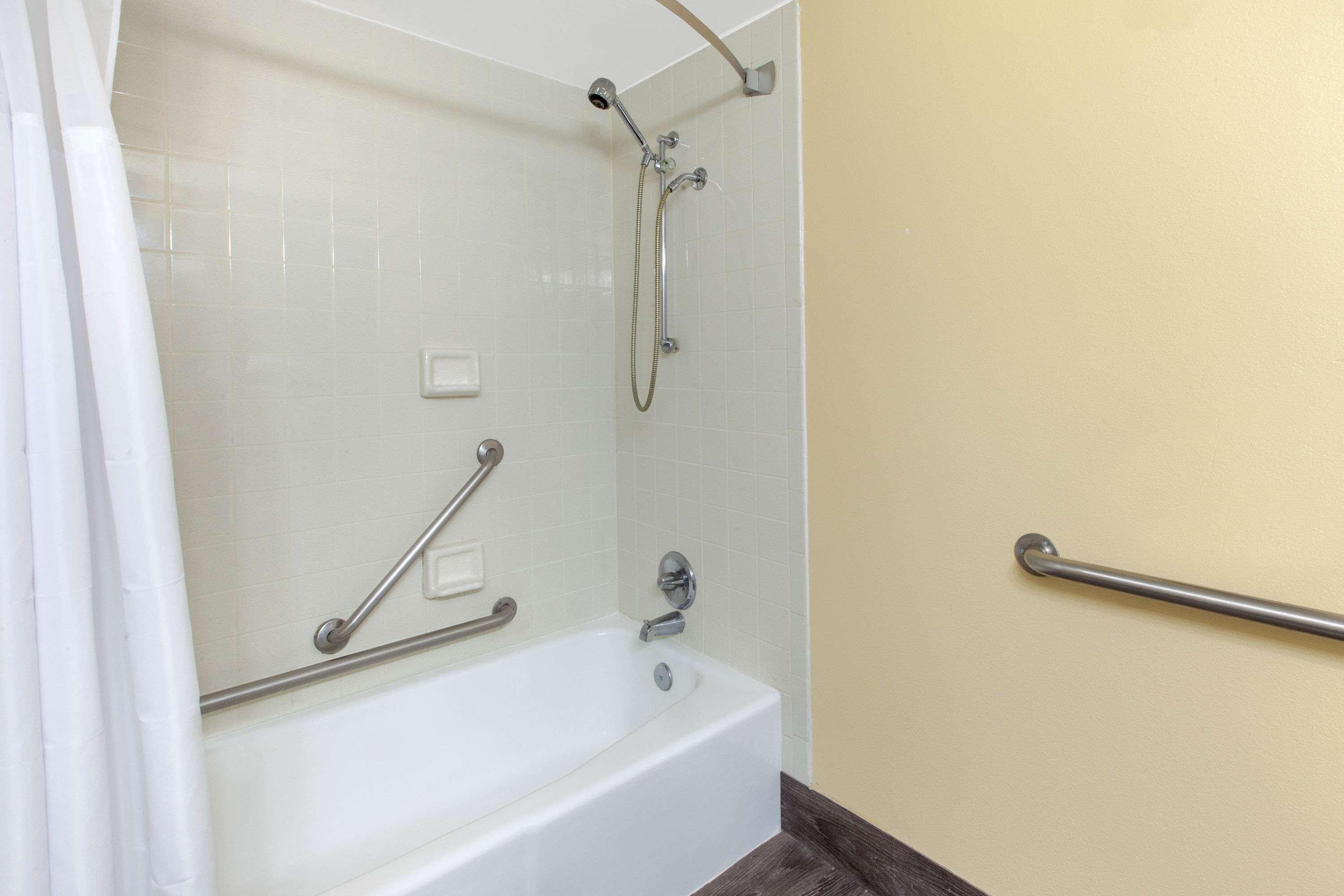 Days Inn & Suites By Wyndham Grand Rapids Near Downtown Wyoming Zewnętrze zdjęcie