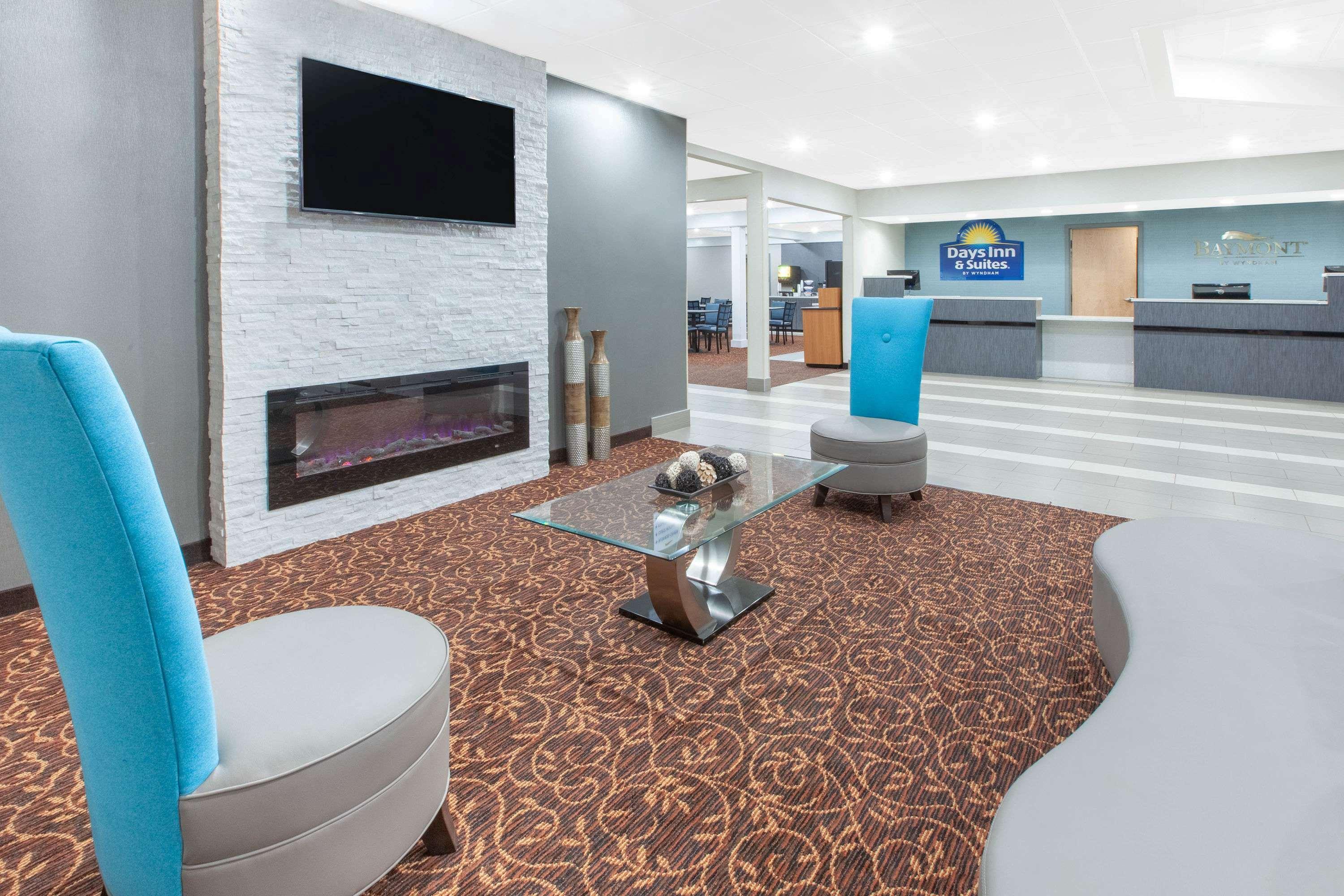 Days Inn & Suites By Wyndham Grand Rapids Near Downtown Wyoming Zewnętrze zdjęcie