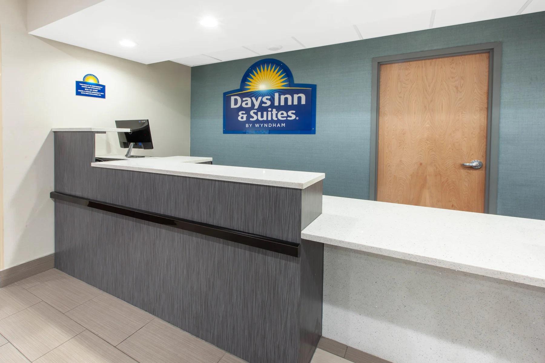 Days Inn & Suites By Wyndham Grand Rapids Near Downtown Wyoming Zewnętrze zdjęcie
