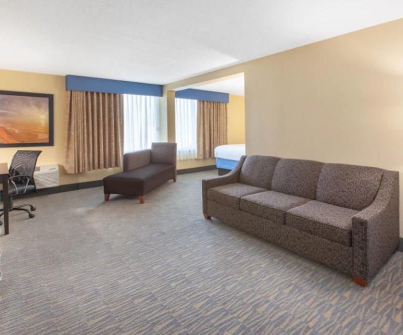 Days Inn & Suites By Wyndham Grand Rapids Near Downtown Wyoming Zewnętrze zdjęcie